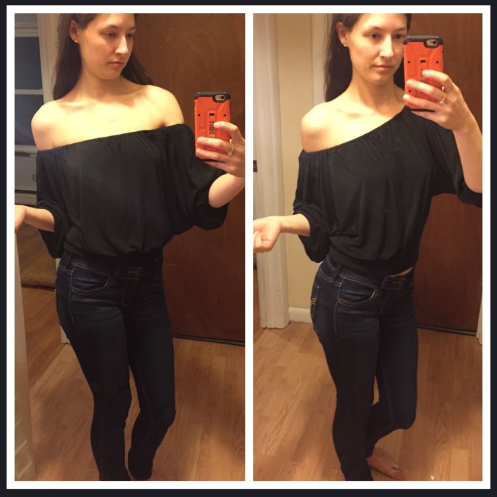 . Black cold shoulder top!